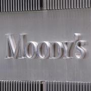 Moody’s понизило рейтинги семи крупнейших российских банков