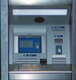 Банкам придется поднять комиссию за операции в банкоматах