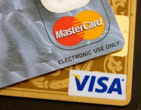 Visa и Mastercard возобновляют работу с российскими банками